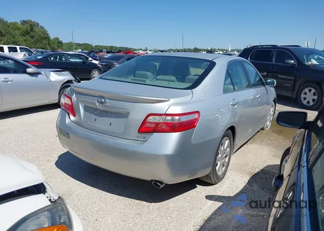 2007 Toyota Camry Xle V6 z USA, uszkodzony, nr VIN 4T1BK46K47U500034